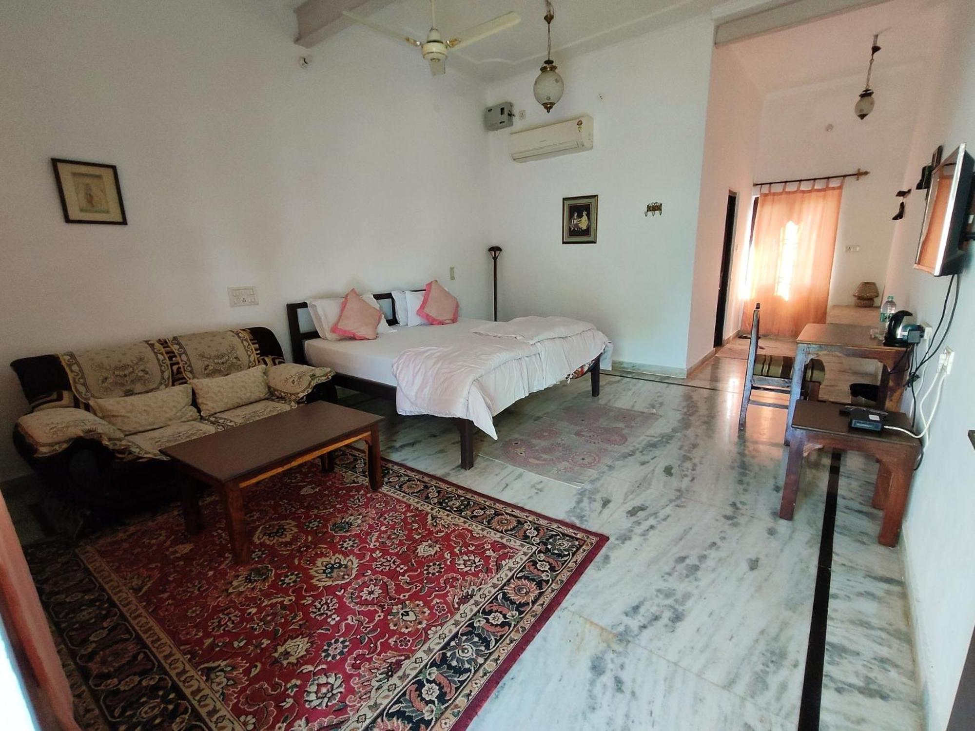 Royal Farm Bharatpur Apartment Phòng bức ảnh